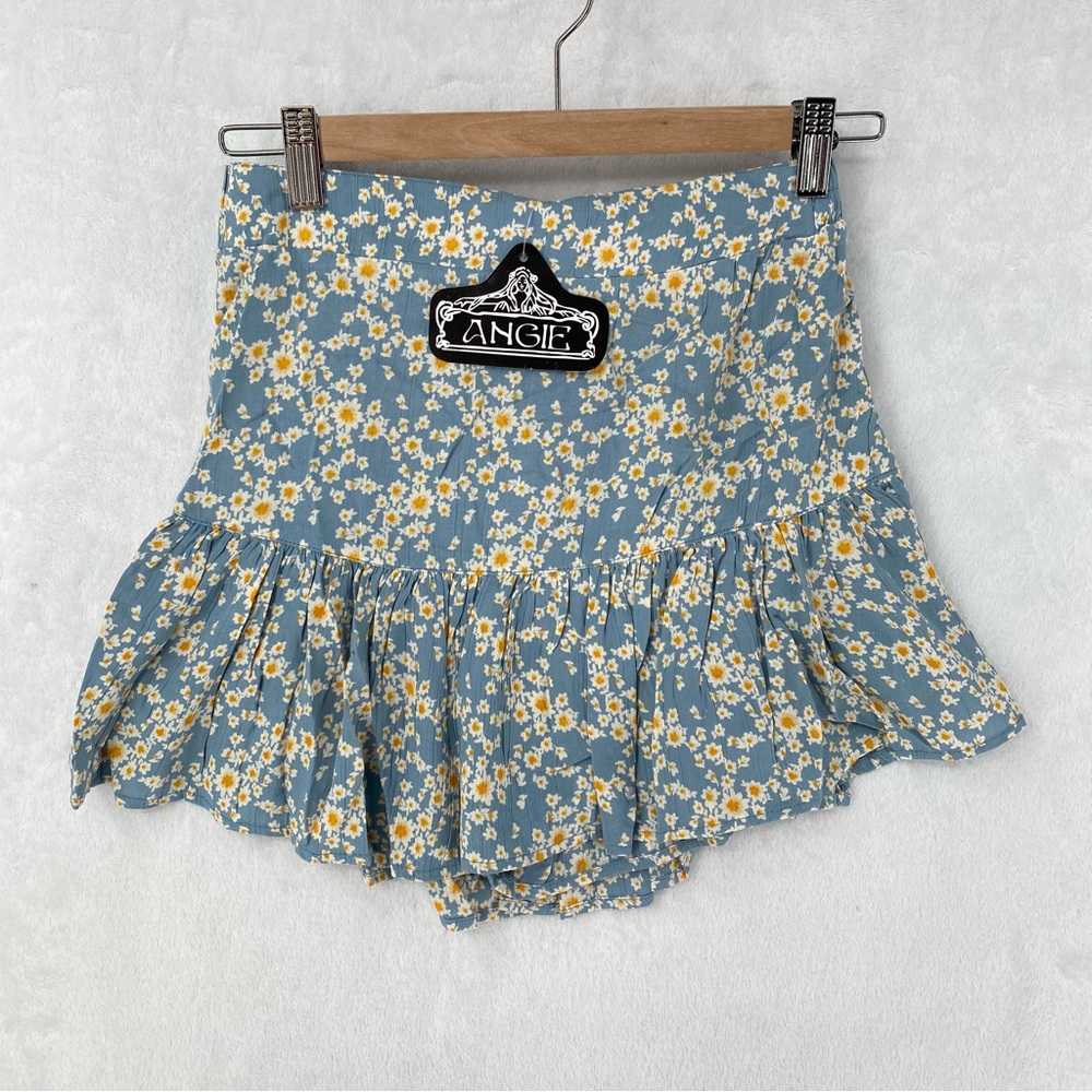 Angie Ruffle Skort Women’s Rayon Drawstring Skirt Floral NWT - Picture 3 of 14